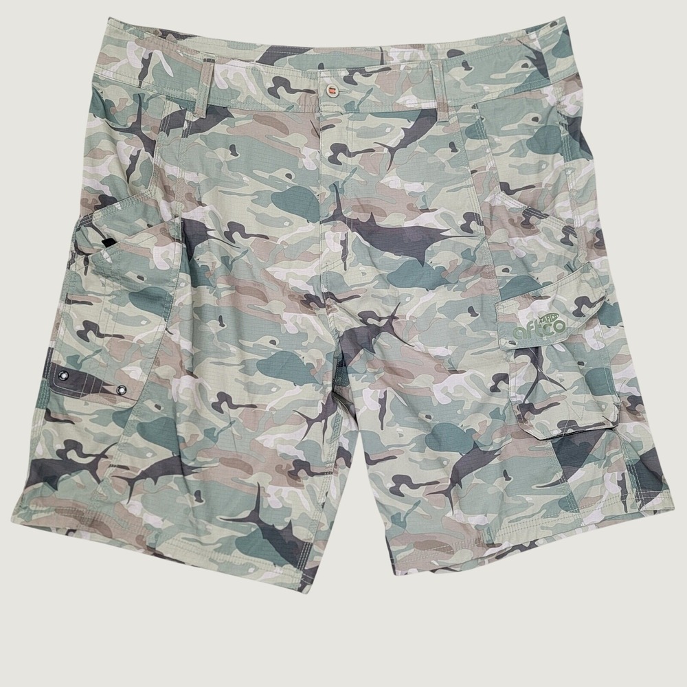 AFTCO‎ Mens Tactical Fishing Cargo Shorts Green Camo Fish Pattern Size 42
